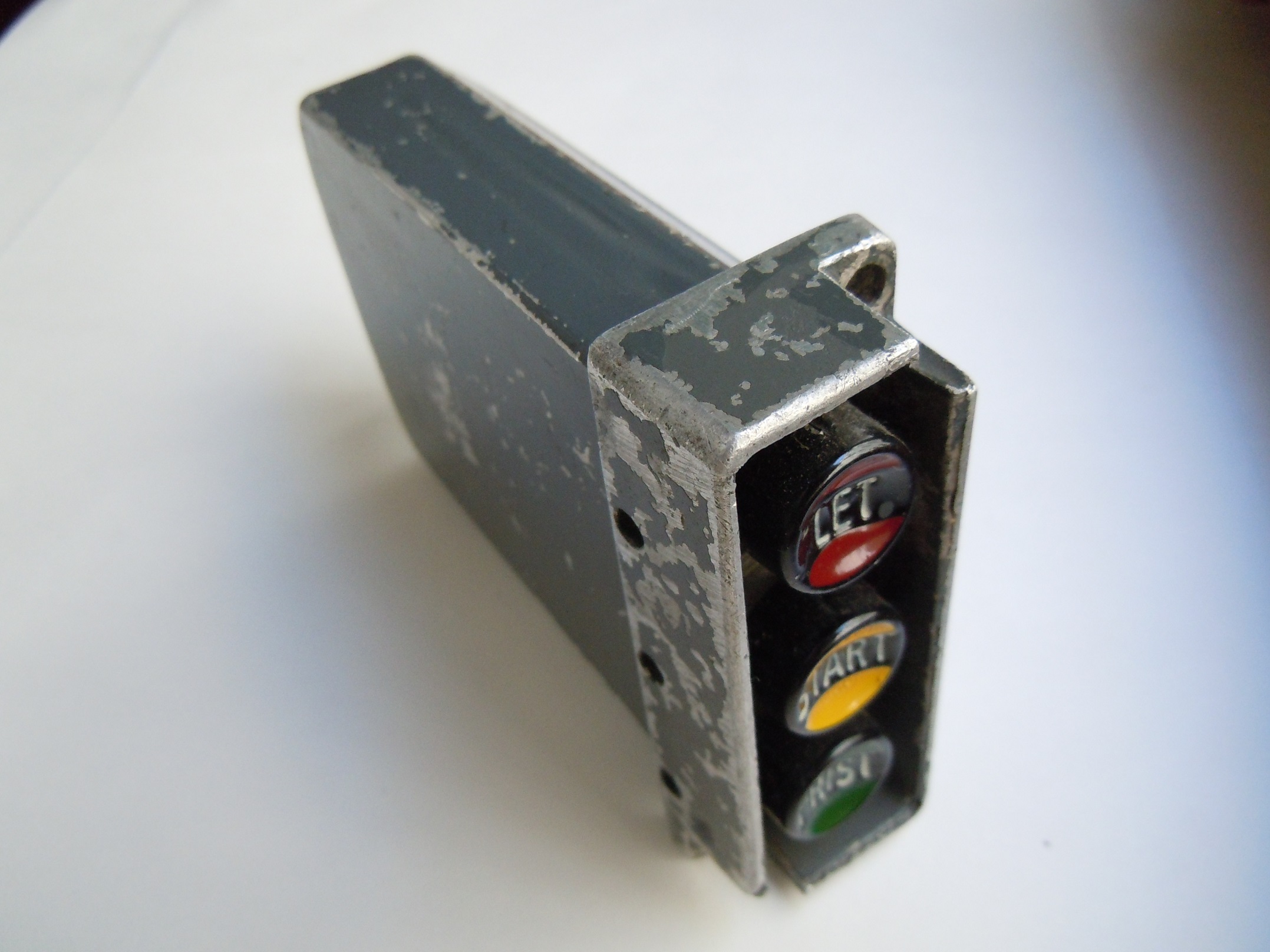 Fl.XXX Druckknopfschaltkasten DSK-C/2, Lizenzbau für Aero